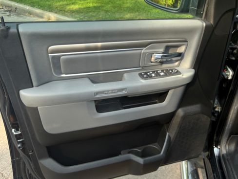 Used 2013 RAM 1500 Classic SLT w/ Big Horn Equipment Group AWD/4WD image 17