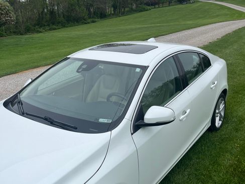 Used 2014 Volvo S60 T5 AWD/4WD image 10