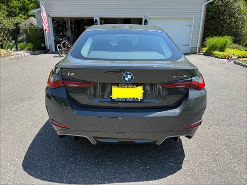 Used 2022 BMW i4 eDrive40 w/ M Sport Package RWD image 5