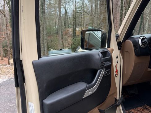 Used 2011 Jeep Wrangler Unlimited Sahara w/ Dual Top Group image 25