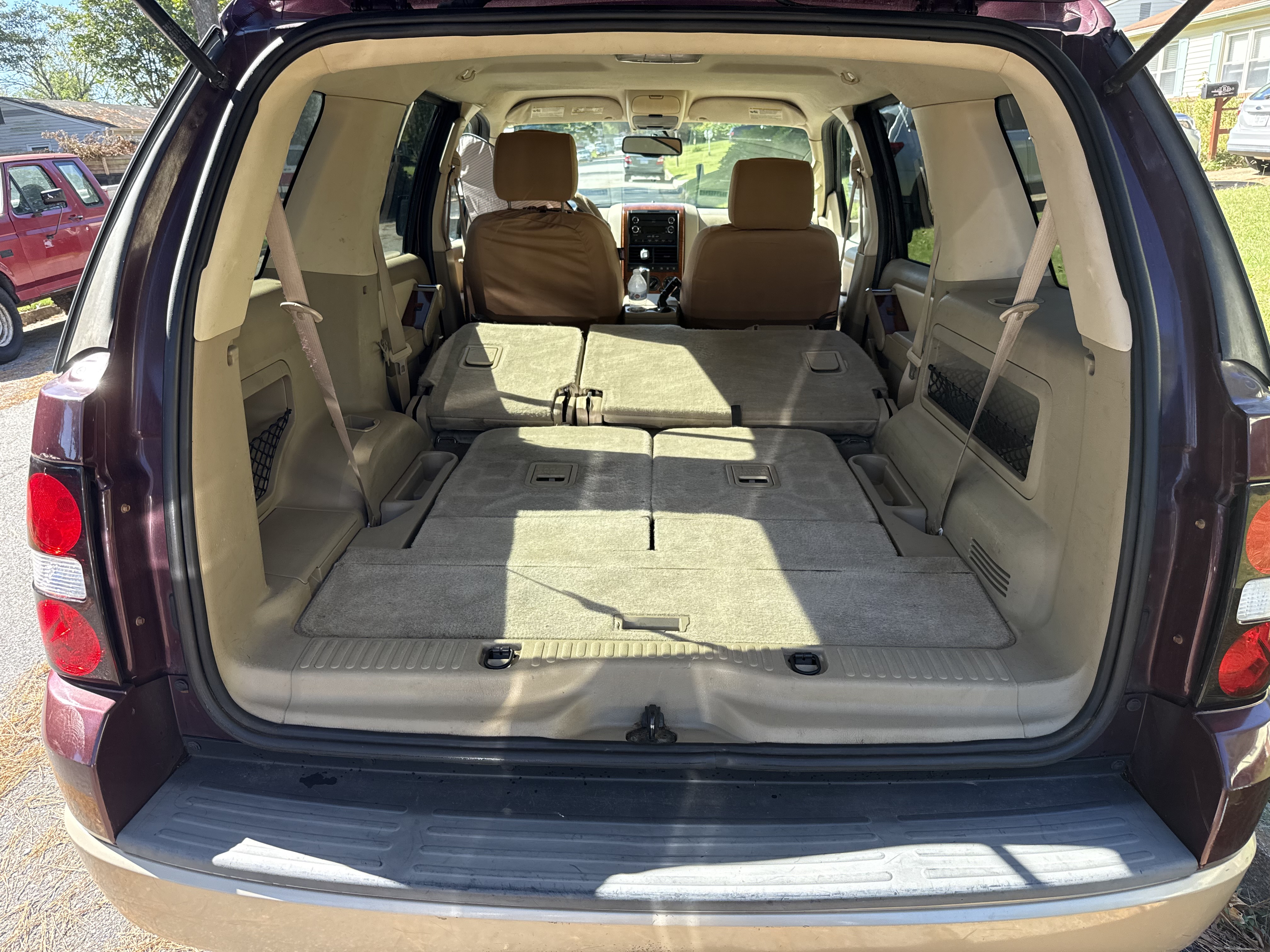 Used 2008 Ford Explorer Eddie Bauer AWD/4WD image 19
