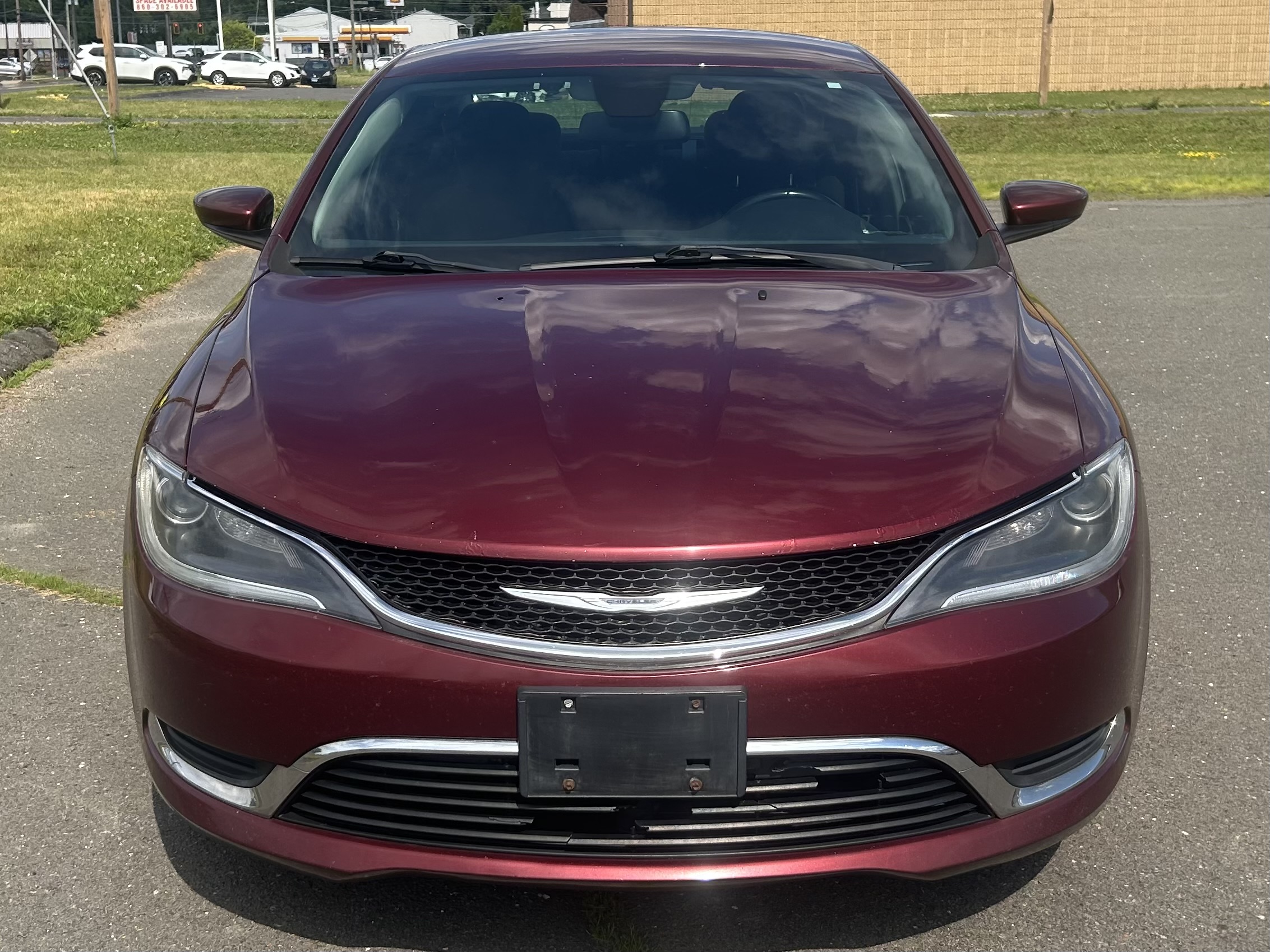 Used 2016 Chrysler 200 Limited FWD image 2