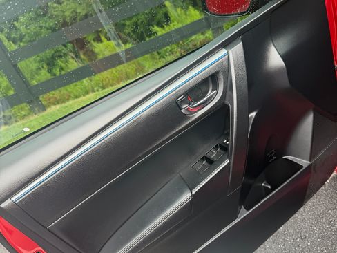 Used 2016 Toyota Corolla S FWD image 6