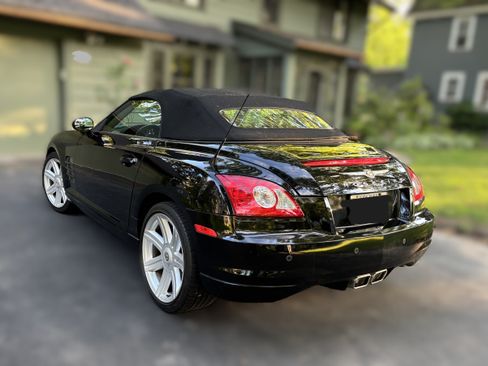 Used 2005 Chrysler Crossfire Convertible RWD image 21