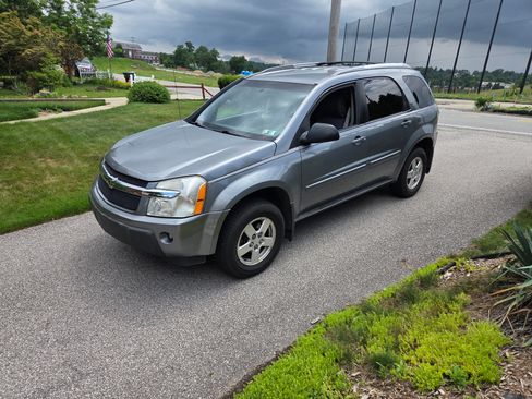 Used 2005 Chevrolet Equinox LT AWD/4WD image 5