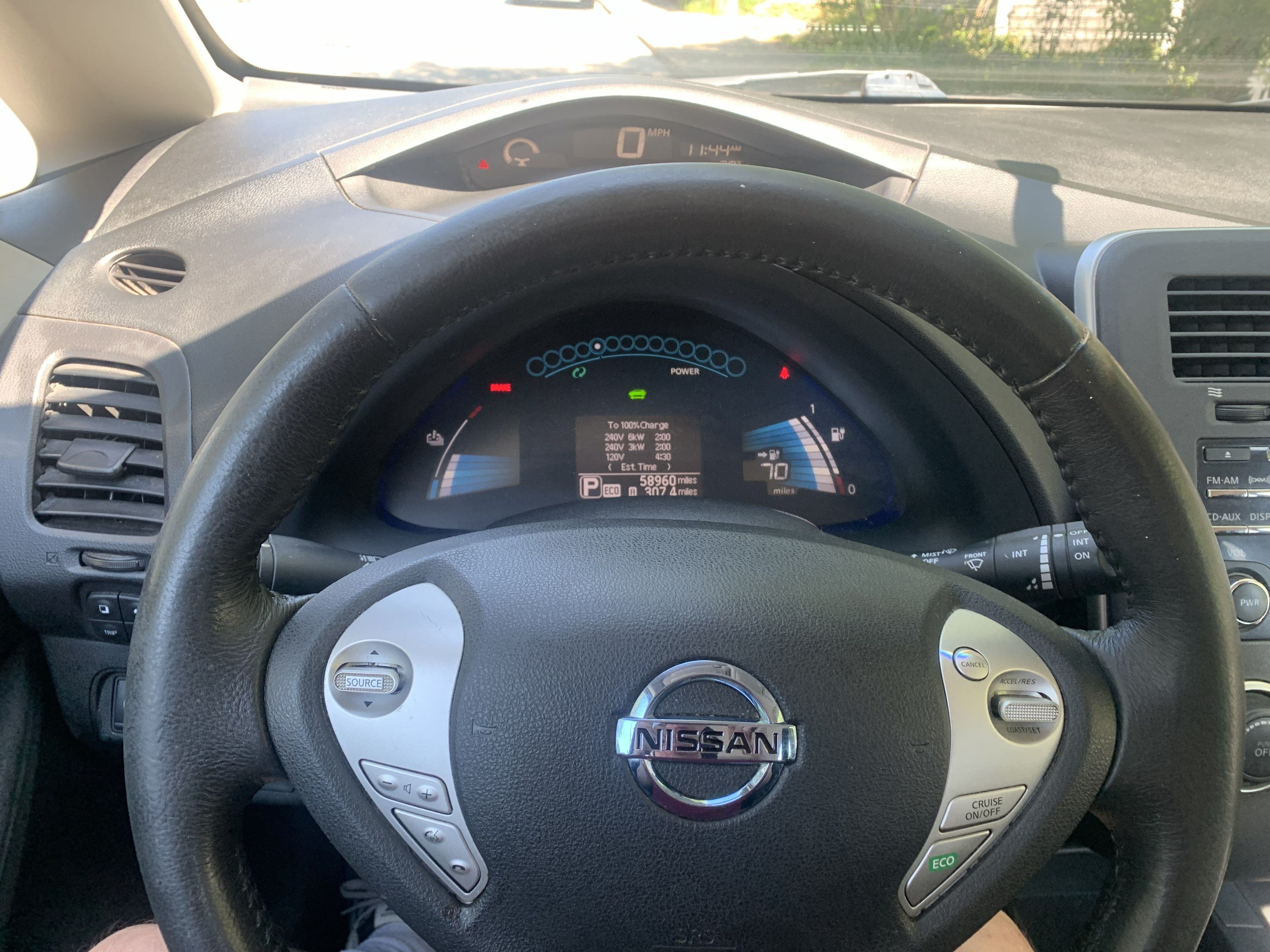Used 2015 Nissan Leaf S w/ Charge Package FWD image 6