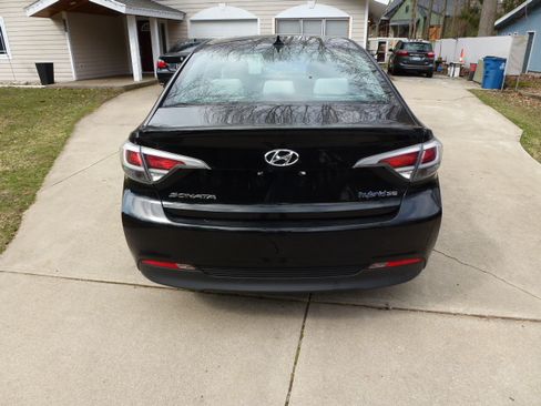 Used 2017 Hyundai Sonata SE image 17