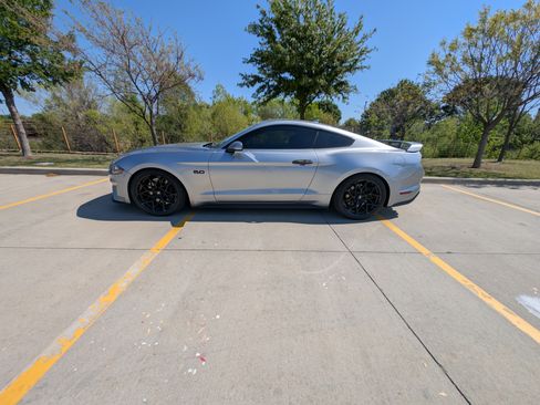 Used 2020 Ford Mustang GT w/ GT Performance Package image 2