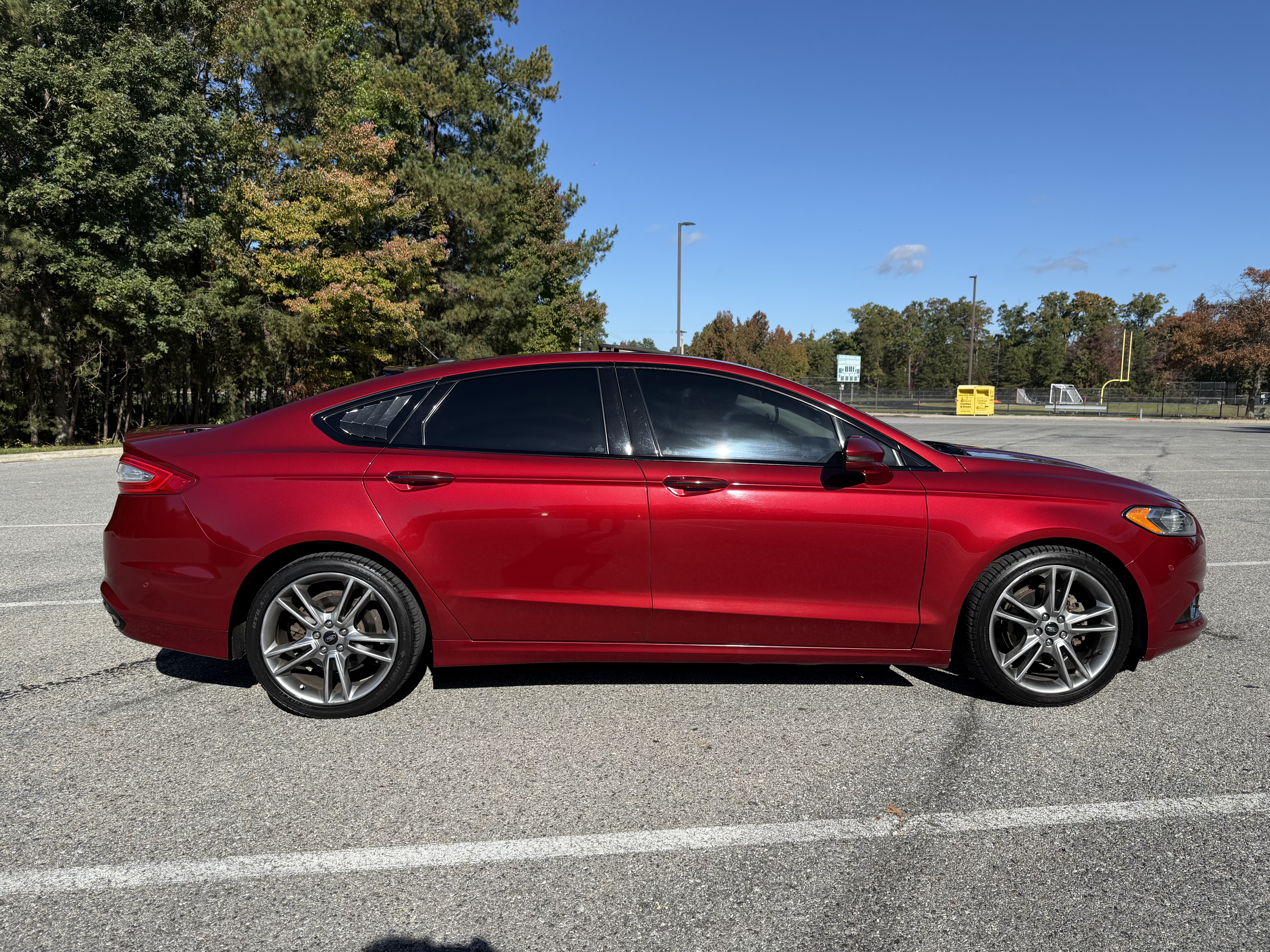 Used 2014 Ford Fusion Titanium AWD/4WD image 9