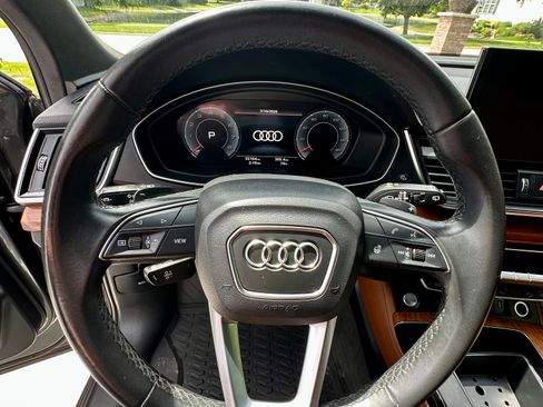 Used 2022 Audi Q5 2.0T Premium Plus w/ Premium Plus Package AWD/4WD image 15