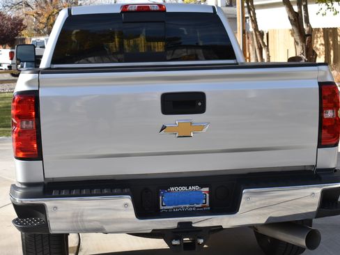 Used 2017 Chevrolet Silverado 2500 LTZ w/ Duramax Plus Package image 11