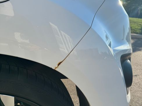 Used 2013 Hyundai Veloster Turbo FWD image 23