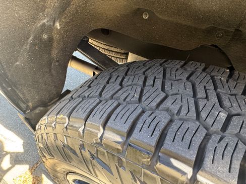 Used 2024 Chevrolet Silverado 1500 High Country w/ Midnight Edition image 23