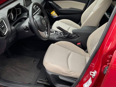 Used 2016 MAZDA MAZDA3 i Touring w/ Popular Equipment Package image 6