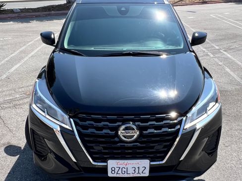 Used 2021 Nissan Kicks S FWD image 6