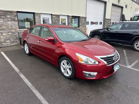 Used 2013 Nissan Altima 2.5 SL w/ Technology Pkg image 8