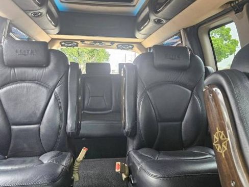 Used 2014 GMC Savana 1500 Van 3D image 10