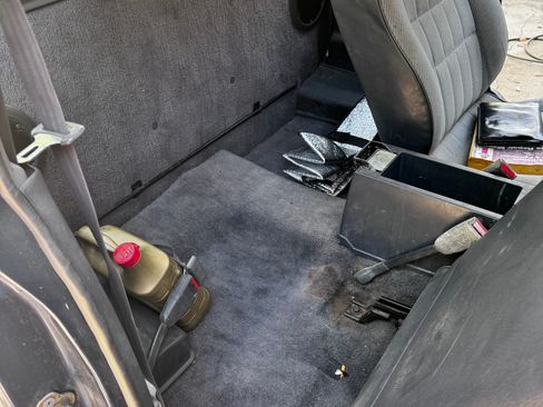 Used 1994 Nissan Pickup XE image 21