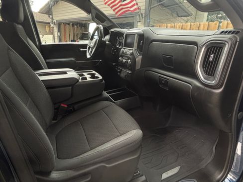 Used 2021 GMC Sierra 2500 SLE w/ SLE Convenience Package AWD/4WD image 11