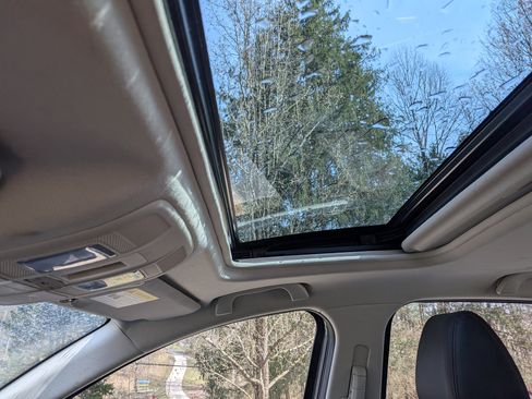 Used 2014 MAZDA MAZDA3 s Grand Touring image 12