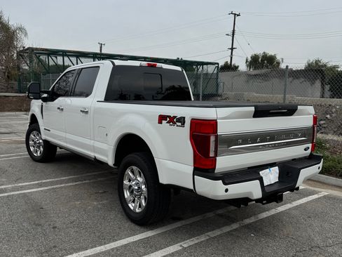 Used 2021 Ford F350 Platinum w/ FX4 Off-Road Package image 2