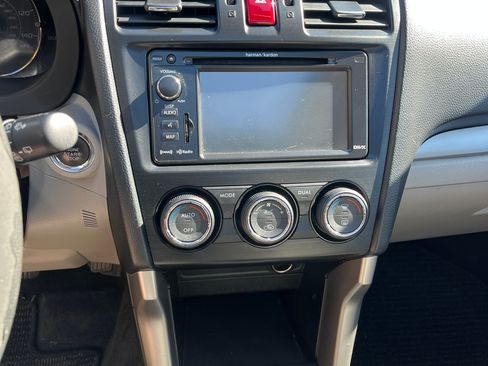 Used 2014 Subaru Forester 2.5i Touring image 19