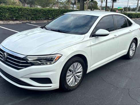 Used 2019 Volkswagen Jetta S w/ Driver Assistance Package image 1