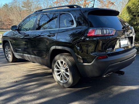 Used 2022 Jeep Cherokee Latitude Lux image 2