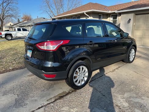 Used 2014 Ford Escape S image 5