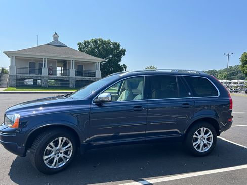 Used 2014 Volvo XC90 3.2 image 1