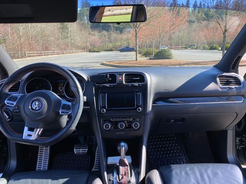 Used 2010 Volkswagen GTI 2.0T Hatchback Sedan 4D image 11