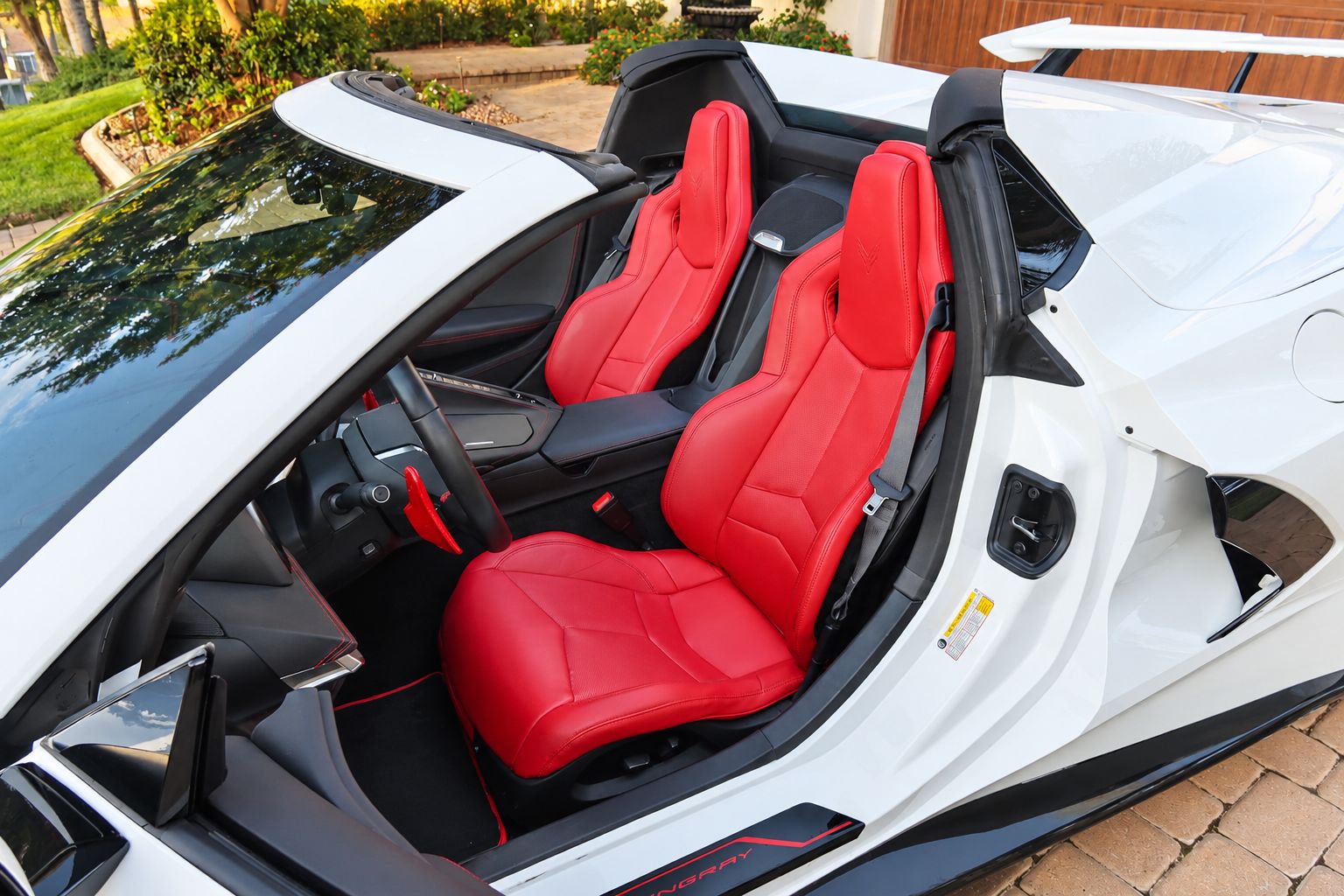 Used 2022 Chevrolet Corvette Stingray Convertible w/ 1LT RWD image 17