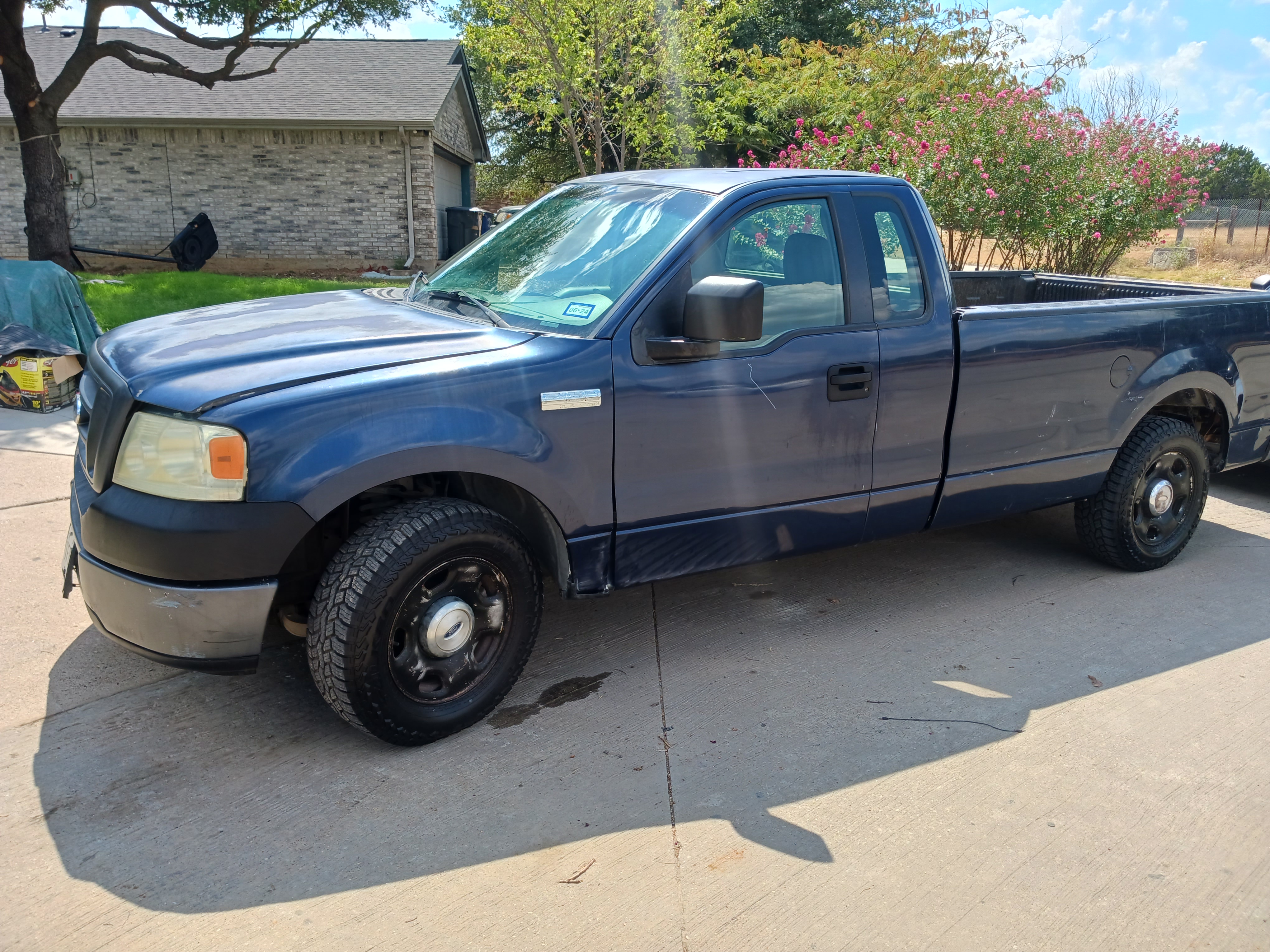 Used 2006 Ford F150 XL RWD image 1