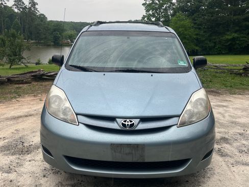 Used 2008 Toyota Sienna LE FWD image 5