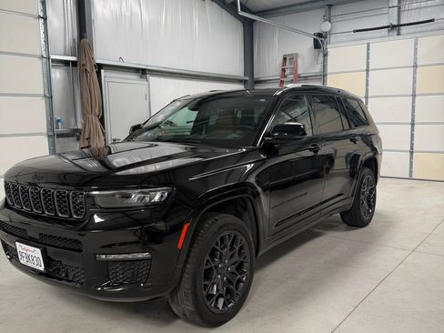Used 2023 Jeep Grand Cherokee L Summit AWD/4WD image 1