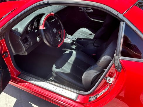 Used 2001 Mercedes-Benz SLK 230 image 10