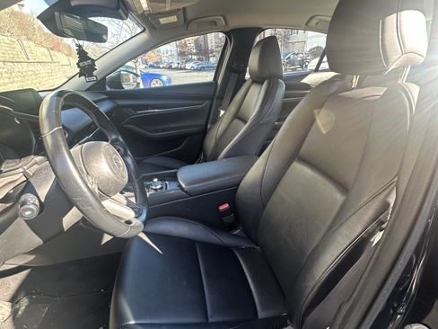 Used 2021 MAZDA MAZDA3 s image 8