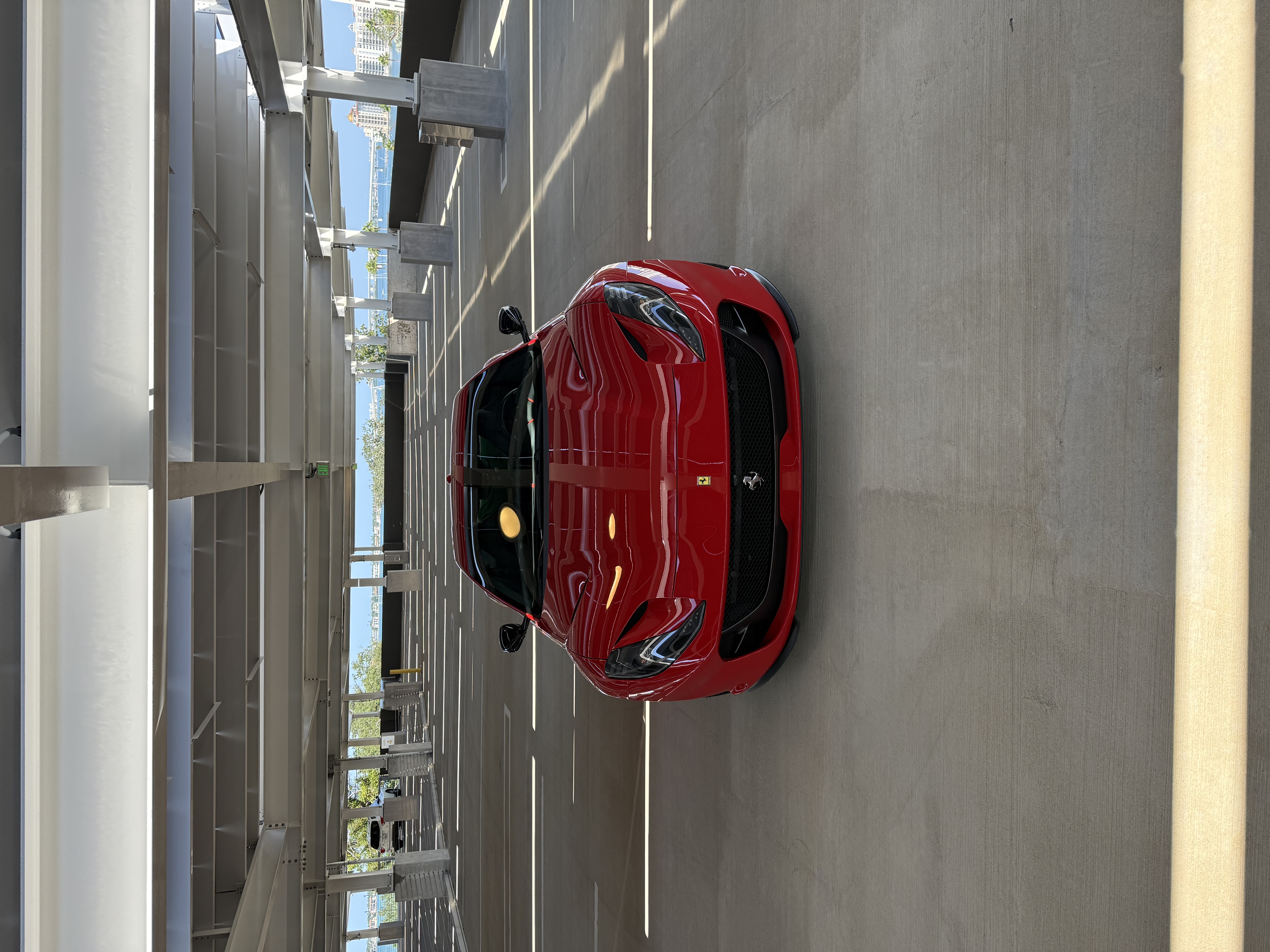 Used 2019 Ferrari 812 Superfast RWD image 5