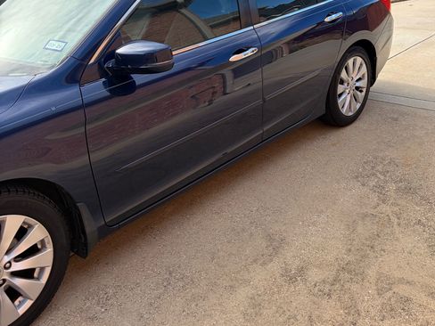 Used 2015 Honda Accord EX image 9