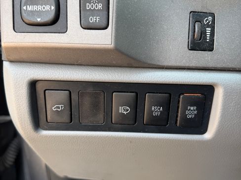 Used 2010 Toyota Sequoia Limited RWD image 8