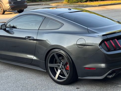 Used 2015 Ford Mustang GT Premium w/ Equipment Group 401A RWD image 9