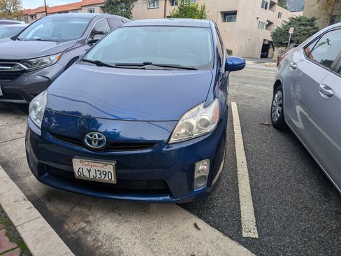 Used 2010 Toyota Prius Five image 8