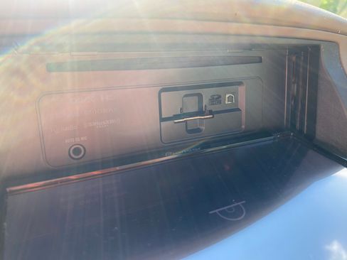Used 2005 Toyota Corolla CE FWD image 9