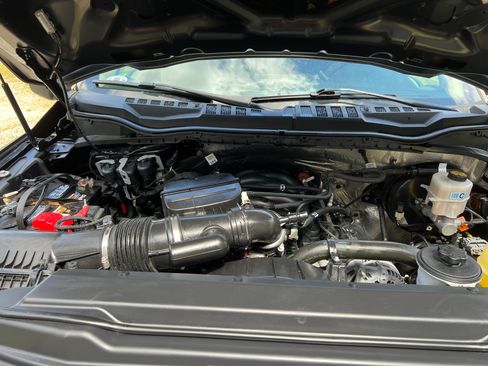 Used 2021 Ford F350 XLT w/ XLT Premium Package image 16