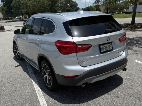 Used 2018 BMW X1 sDrive28i FWD image 4