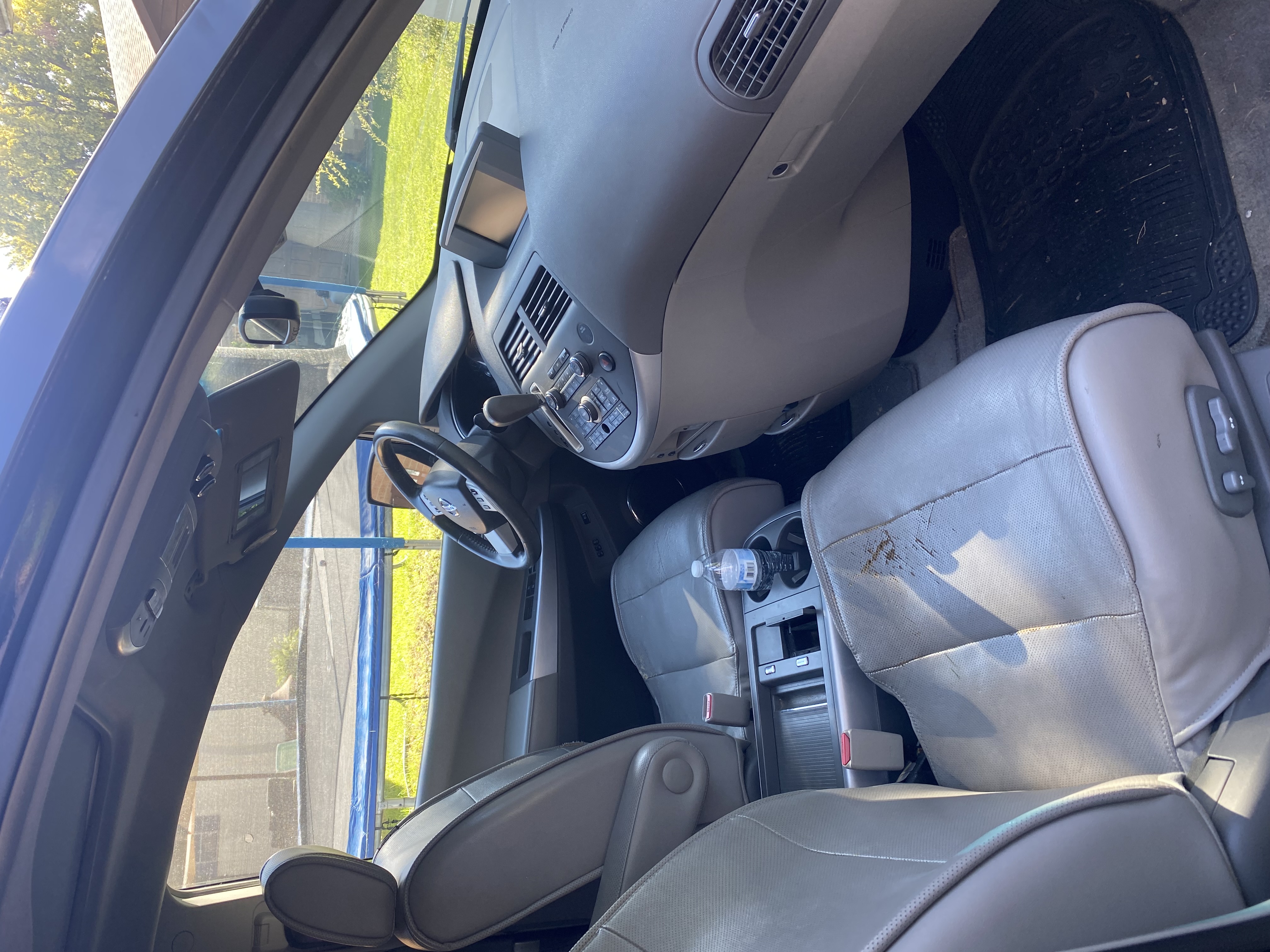 Used 2007 Nissan Quest SE w/ Navigation & Pax Pkg FWD image 9