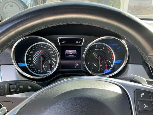 Used 2019 Mercedes-Benz GLE 43 AMG 4MATIC w/ Parking Assist Package image 13