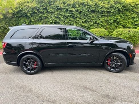 Used 2021 Dodge Durango SRT Hellcat w/ Premium Interior Group image 6