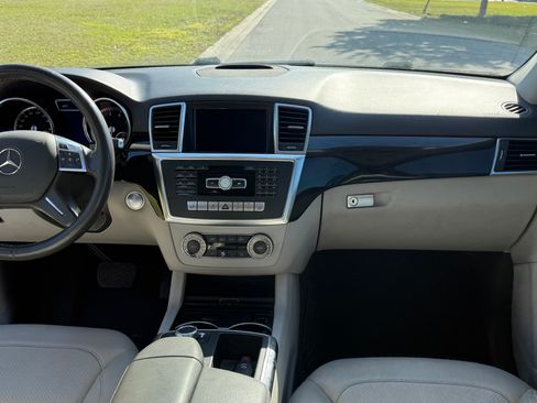 Used 2015 Mercedes-Benz GLA 250 image 8