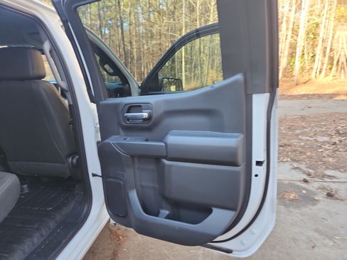 Used 2022 GMC Sierra 1500 Pro w/ Pro Value Package image 26